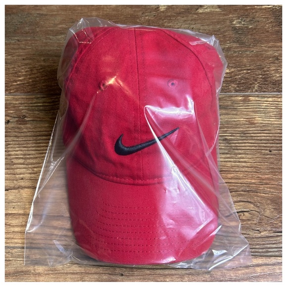 Youth Nike Hat (4-7) - Picture 9 of 10